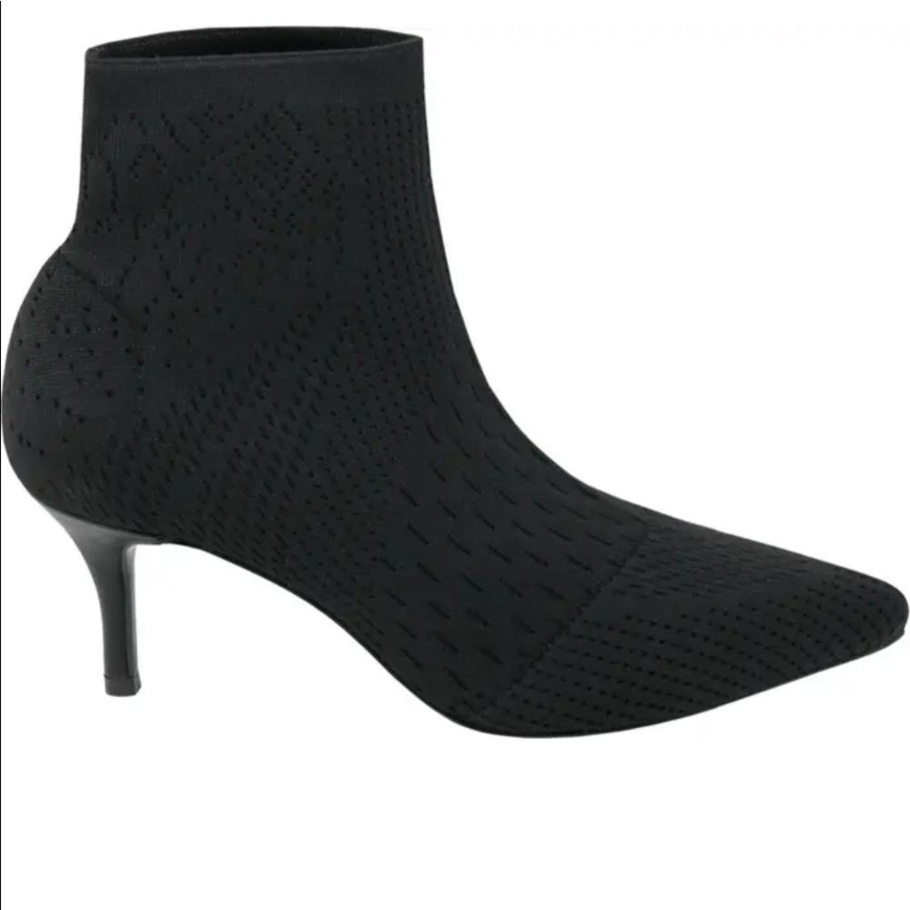 Charles David sock booty